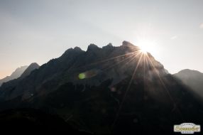 Auf die Handschuhspitze