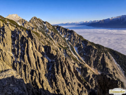 Gacher Blick über dem Hochnebel