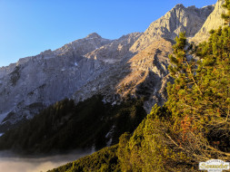 Gacher Blick über dem Hochnebel