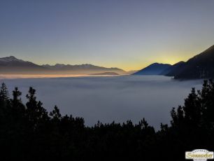 Gacher Blick über dem Hochnebel